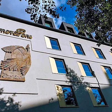 One Wuerzburg Hotel 3*
